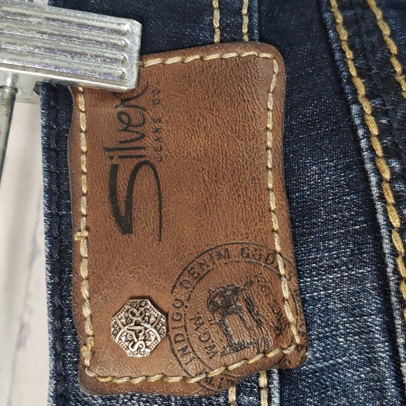 Silver Suki Capri jeans - Picture 7 of 10